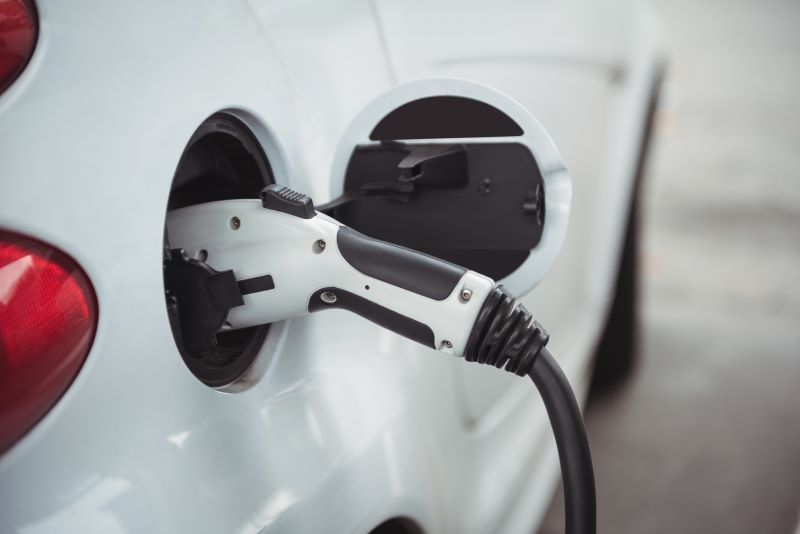 Todo lo que debes saber sobre los coches eléctricos e híbridos